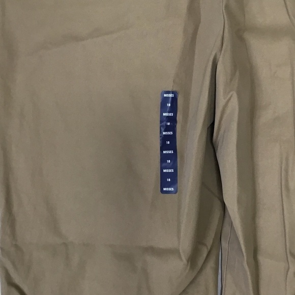 NWT PLUS Lands’ End Tan Chino Pant - Picture 6 of 7